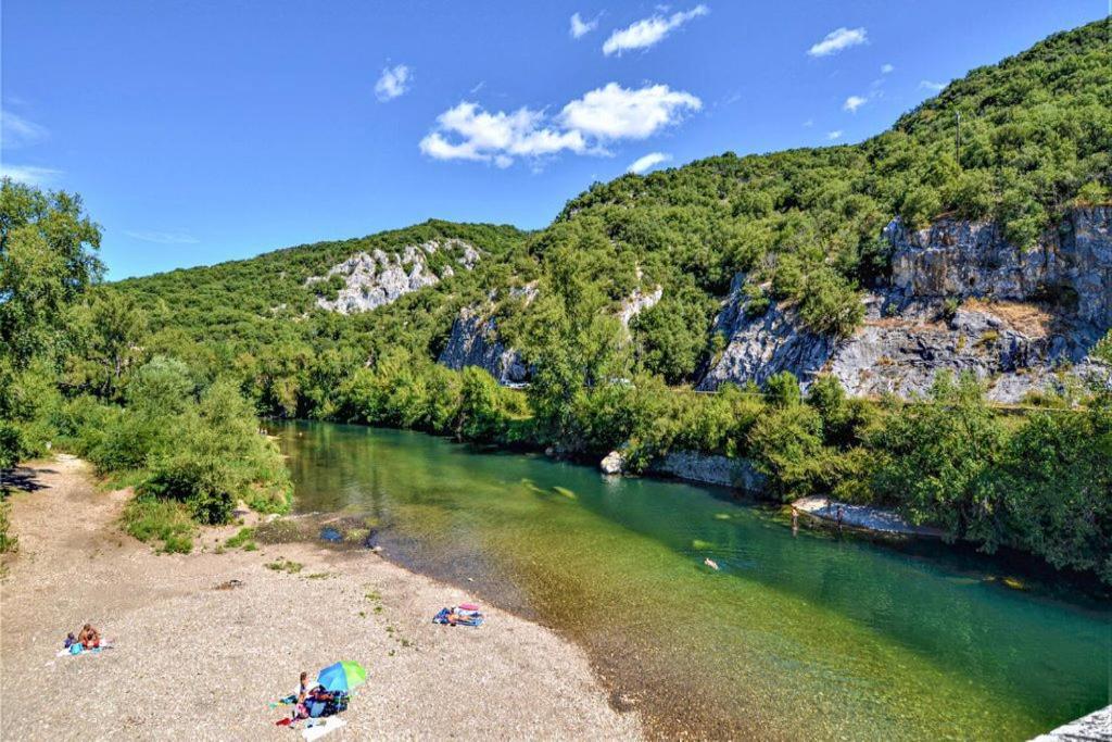 Gite Les Oliviers 10 Pers Piscine Au Calme 4 Etoiles Saint-Laurent-la-Vernede ภายนอก รูปภาพ